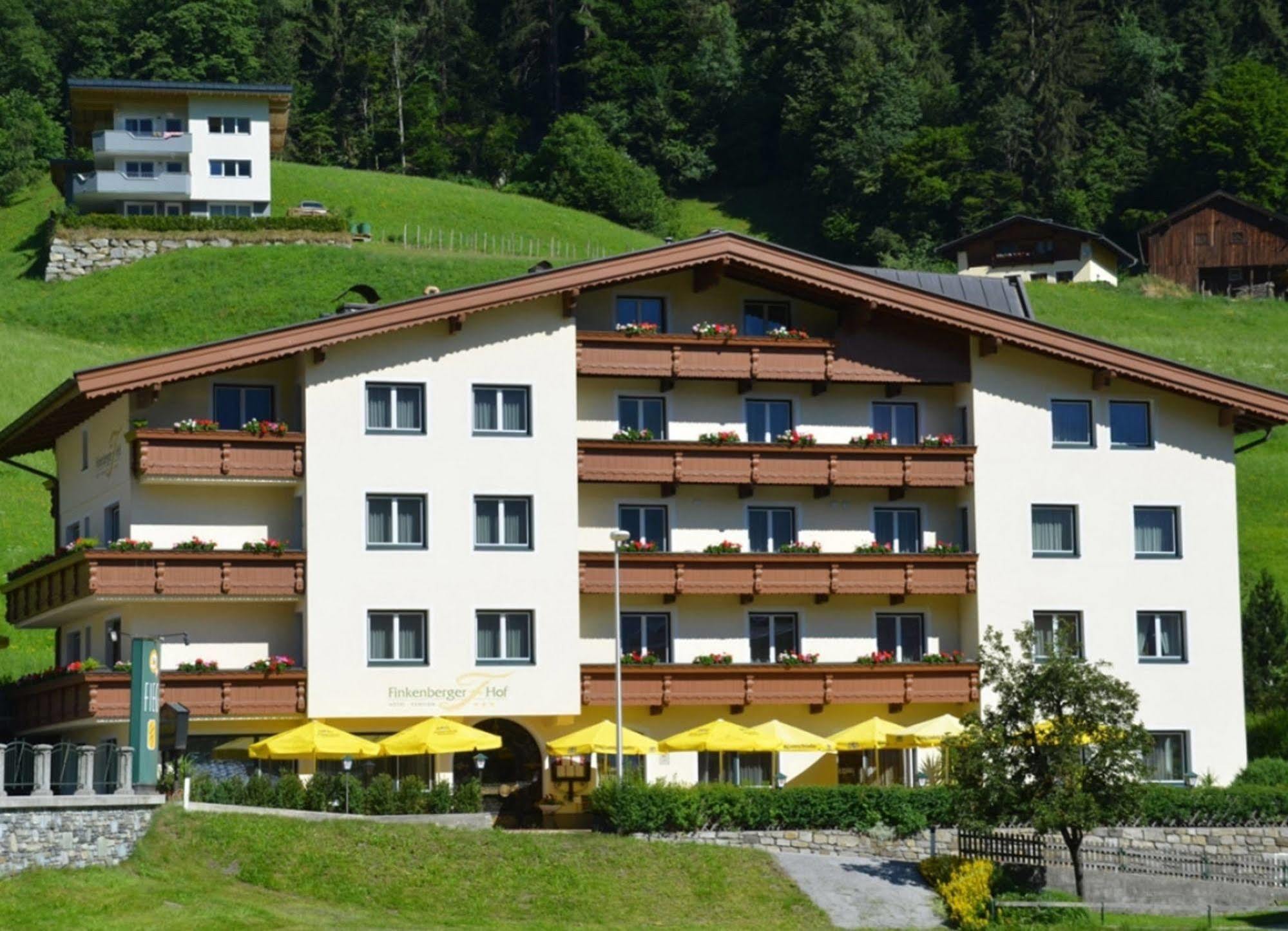 Hotel Finkenbergerhof Exteriör bild